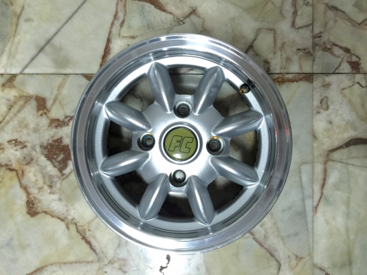 ขายแม็กซ์กล้วย FC 12" 4 รู P.C.D.110 กว้าง 5" ตรงรุ่น MIRA ขายแม็กซ์กล้วย FC 12" 4 รู P.C.D.110 กว้าง 5" ตรงรุ่น MIRA