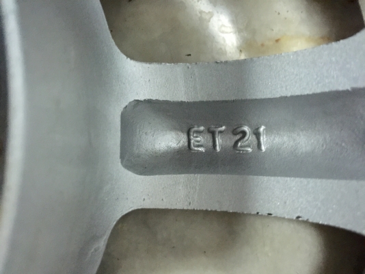 ขายแม็กซ์กล้วย FC 12" 4 รู P.C.D.110 กว้าง 5" ตรงรุ่น MIRA ขายแม็กซ์กล้วย FC 12" 4 รู P.C.D.110 กว้าง 5" ตรงรุ่น MIRA