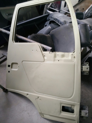 ประตูฮีโน่สิงไฮเทคข้างขวา ประตูฮีโน่สิงไฮเทคข้างขวา