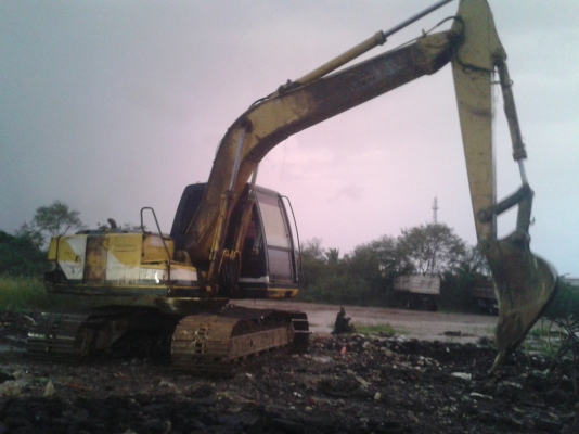 ขายด่วน KOBELCO SK120-3MART IIIสภาพพร้อมใช้งาน เครื่องปั้มดี ทำงานเร็วไม่โหลด รถทำงานทุกวัน ไฟฟ้ามี แอร์เย็น โซ่ช่วงล่างสวย เฟรมสวย เอกสารใบอินวอยซ์