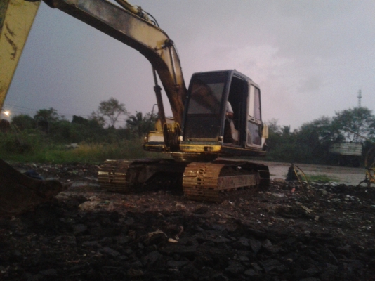 ขายด่วน KOBELCO SK120-3MART IIIสภาพพร้อมใช้งาน เครื่องปั้มดี ทำงานเร็วไม่โหลด รถทำงานทุกวัน ไฟฟ้ามี แอร์เย็น โซ่ช่วงล่างสวย เฟรมสวย เอกสารใบอินวอยซ์