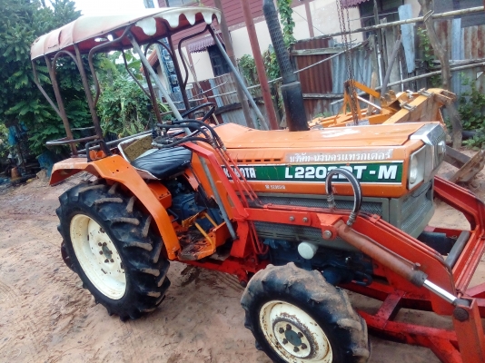 ขายคัพรถไถนาL2202DTโฟวินพวงมาลัยเพาเวอร์เครืองเกียร์แน่นๆ