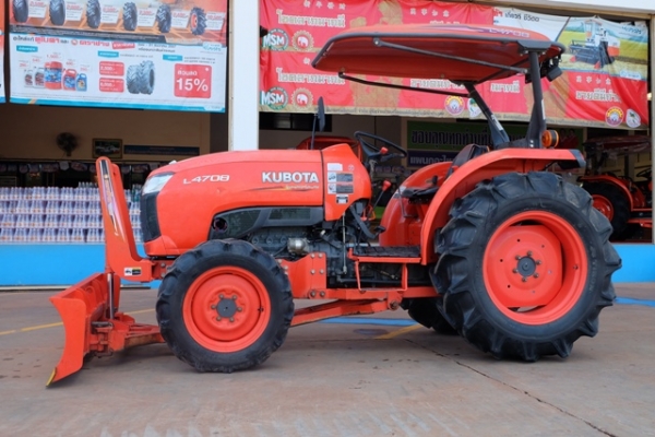 รถไถรุ่น L4708DT ใบมีด+ผาน1ตัว ดาวน์ 10,000 บาท โทร089-0111624