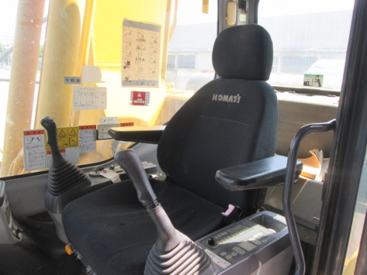 รถแมคโคร KOMATSU PC200-7 ปี 2005 ซีเรียล KMTPC049A0225572 นำเข้าจากญี่ปุ่น สภาพพร้อมใช้งาน ขายพร้อมชุดแจ้งจำหน่าย