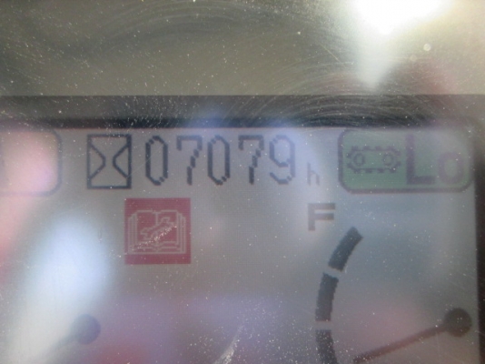 รถแมคโคร KOMATSU PC200-7 ปี 2005 ซีเรียล KMTPC049A0225572 นำเข้าจากญี่ปุ่น สภาพพร้อมใช้งาน ขายพร้อมชุดแจ้งจำหน่าย