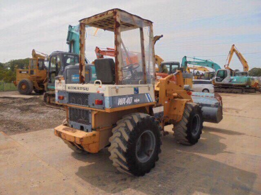 komatsu WA40 komatsu WA40