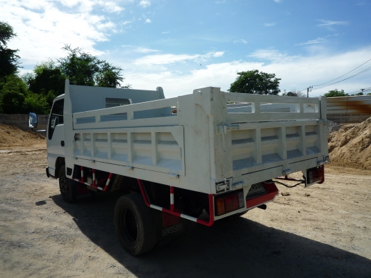 ดั้มพ์ 6 ล้อ 110 แรง ป้ายเล็กไม่ติดเวลา ดั้มพ์ 6 ล้อ 110 แรง ป้ายเล็กไม่ติดเวลา