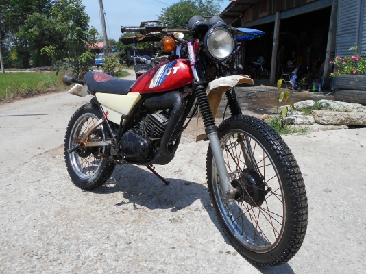 ขาย โมโน 125 เครื่องดีล้อน้าหลังเดิมๆโชกน้าหลังดีสายไฟไม่ขาดสักเส้นเดิมมากครับ 0810074646ราคาต่อรองครับ