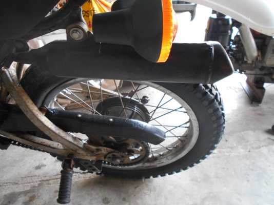 ขาย โมโน 125 เครื่องดีล้อน้าหลังเดิมๆโชกน้าหลังดีสายไฟไม่ขาดสักเส้นเดิมมากครับ 0810074646ราคาต่อรองครับ