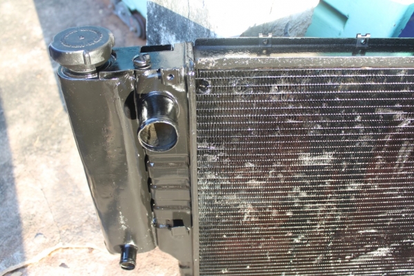 หม้อน้ำ BMW 318i E36