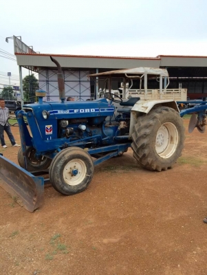 ขาย FORD T-5. อุปกรดันหน้า. ผาน3 เครื่องดี ปั้มดี ไฮดรอลิคดี พร้อมใช้งาน ขาย FORD T-5. อุปกรดันหน้า. ผาน3 เครื่องดี ปั้มดี ไฮดรอลิคดี พร้อมใช้งาน