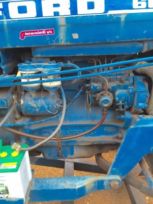 ขาย FORD T-5. อุปกรดันหน้า. ผาน3 เครื่องดี ปั้มดี ไฮดรอลิคดี พร้อมใช้งาน ขาย FORD T-5. อุปกรดันหน้า. ผาน3 เครื่องดี ปั้มดี ไฮดรอลิคดี พร้อมใช้งาน