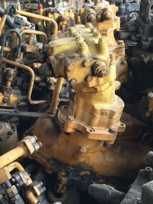 โป๊ะสวิง komatsu pc200-2 เก่านอกญี่ปุ่น ราคา 58,000 บาท