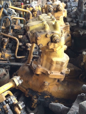 โป๊ะสวิง komatsu pc200-2 เก่านอกญี่ปุ่น ราคา 58,000 บาท โป๊ะสวิง komatsu pc200-2 เก่านอกญี่ปุ่น ราคา 58,000 บาท