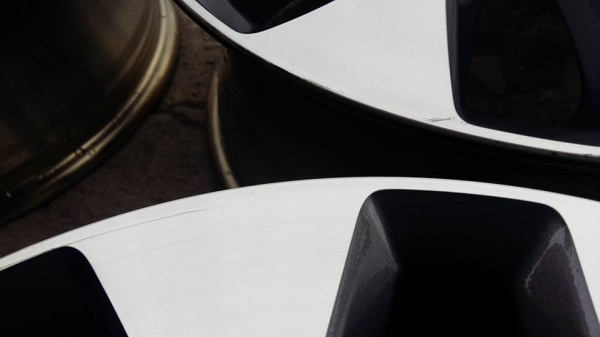 ขายล้อแม็กสภาพน้องๆป้ายแดง accord g9 17" สีเดิม  สนใจติดต่อ ตาเล็ก ล้อและยางครับ 081-3747940