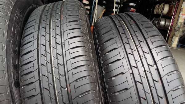 ขายล้อแม็กป้ายแดง avanza 15" ยางปี16 สนใจติดต่อ ตาเล็ก ล้อและยางครับ 081-3747940 ขายล้อแม็กป้ายแดง avanza 15" ยางปี16 สนใจติดต่อ ตาเล็ก ล้อและยางครับ 081-3747940