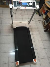 ลู่วิ่งไฟฟ้าสภาพใหม่ใช้งานน้อยมาก ยี่ห้อ 360 Ongsa รุ่น MTH SERIES MTH 4.0L รายละเอียดด้านในครับ สนใจสอบถาม TEL..0826264004 คุณนก