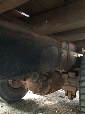 หัวยาว  2 เพลา เกียร์กลาง ท้ายใหญ่  หมวกแก็ป รถพร้อมใช่งานอ้อย  ราคา  320,000  บาท