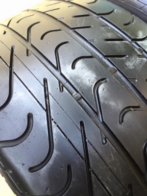 ขายยาง PIRELLI P-ZERO CORSA 285-35-19 ปี13 ดอกหนาจัด ไม่มีตำหนิ ไม่มีปะ TREADWEAR 60 คู่ละ 6,900 บาท