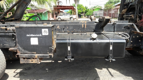 ISUZU DECA 270แรง EURO 2 ปี 49 แม่-ลูก / ดั้ม กระบะสามมิตร