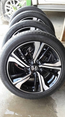 ขายล้อแม็กป้ายแดง civic fc 17" ยางปี16 สนใจติดต่อ ตาเล็ก ล้อและยางครับ 081-3747940