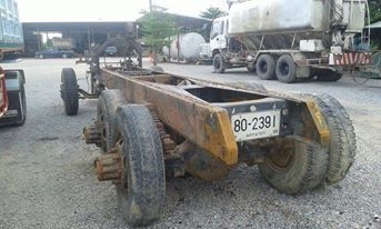 ขายคัสซีรถสิบล้อ240 2เพลา ขายคัสซีรถสิบล้อ240 2เพลา