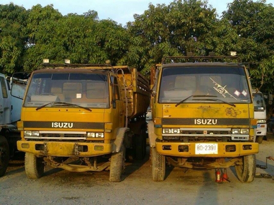 ขายคัสซีรถสิบล้อ240 2เพลา ขายคัสซีรถสิบล้อ240 2เพลา