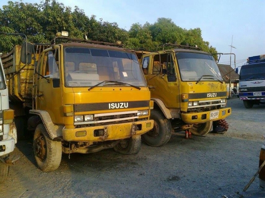 ขายคัสซีรถสิบล้อ240 2เพลา ขายคัสซีรถสิบล้อ240 2เพลา