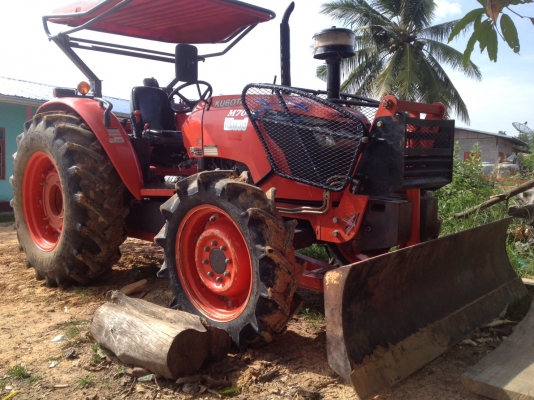 ขาย450000บาท รถไถคูโบต้าM70แรง สภาพสวยๆ พร้อมใช้ เอกสารพร้อมโอน