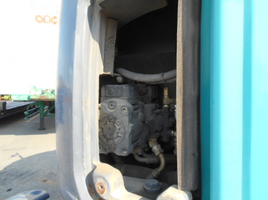 ขายรถขุดเก่าญี่ปุ่น kobelco sk135 yy04 รถสวยจริง รถมาถึงเมืองไทยเร็วๆนี้ สนใจติดต่อสอบถาม 092-3309229 อีด