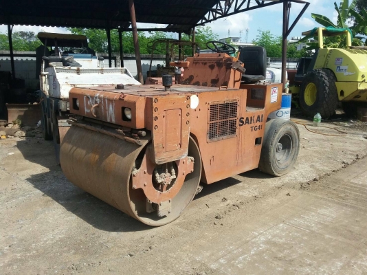 ให้เช่าเครื่องจักรก่อสร้างงานทำถนน งานดินและรับเหมาทำ Asphalt