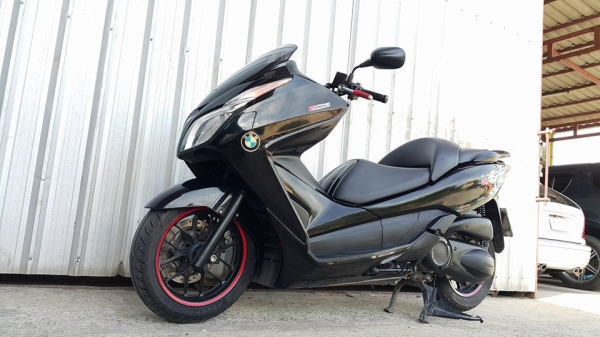 Forza300 รถบ้านแท้ ดูแลดีเข้าศูนย์ทุกระยะ รถใช้งานไม่เคลเปลี่ยนเปลือก ราคาคุยได้