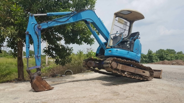 ขายด่วนรถแบคโฮมิสซูMM40SRแทคหล็กหู้มยางเทียบเท่าPC40รถนอกสถาพดีเพิ่งนำเข้ามาใหม่ยังไม่เคยใช้งานในเมืองไทยเลย