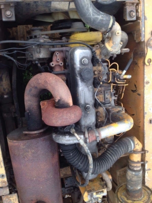 ขายแมคโค komatsu PC200-3 ขายแมคโค komatsu PC200-3