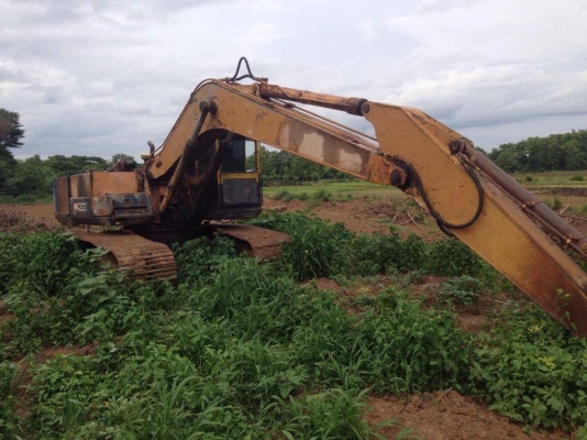 ขายแมคโค komatsu PC200-3