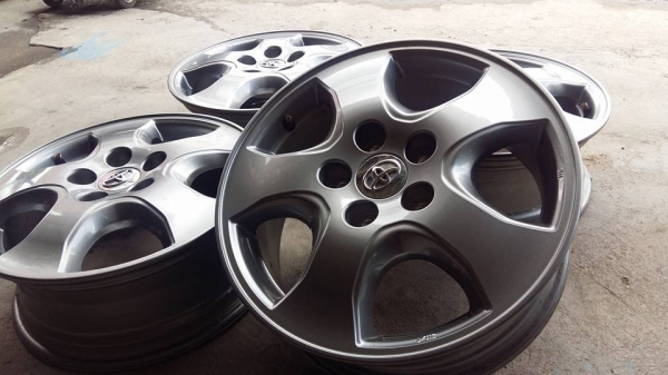 ขายล้อแม็ก vigo 16" สีรมดำสีเดิม สภาพสวย สนใจติดต่อ ตาเล็ก ล้อและยางครับ 081-3747940 ขายล้อแม็ก vigo 16" สีรมดำสีเดิม สภาพสวย สนใจติดต่อ ตาเล็ก ล้อและยางครับ 081-3747940