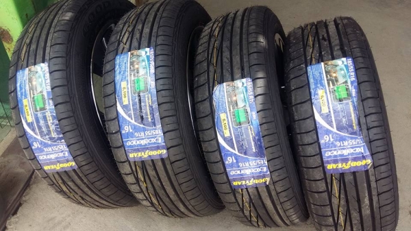 ขายล้อแม็ก city 16"&times;6"  สนใจติดต่อ ตาเล็ก ล้อและยางครับ 081-3747940