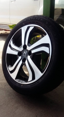 ขายล้อแม็ก city 16"&times;6"  สนใจติดต่อ ตาเล็ก ล้อและยางครับ 081-3747940