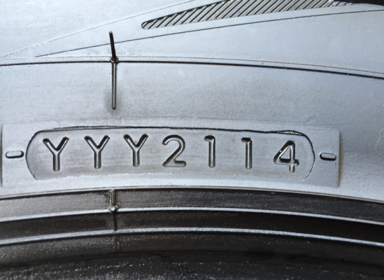 ยาง Yokohama 265 65 17 กลางปี14 พร้อมใช้งาน ราคาไม่แพง ยาง Yokohama 265 65 17 กลางปี14 พร้อมใช้งาน ราคาไม่แพง