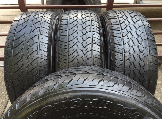 ยาง Yokohama 265 65 17 กลางปี14 พร้อมใช้งาน ราคาไม่แพง ยาง Yokohama 265 65 17 กลางปี14 พร้อมใช้งาน ราคาไม่แพง