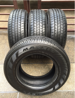 ยางถอดป้ายแดง Maxxis 215 70 15 กลางปี16 ดอกป้ายแดง เนื้อนิ่มๆ ราคาไม่แพง ยางถอดป้ายแดง Maxxis 215 70 15 กลางปี16 ดอกป้ายแดง เนื้อนิ่มๆ ราคาไม่แพง