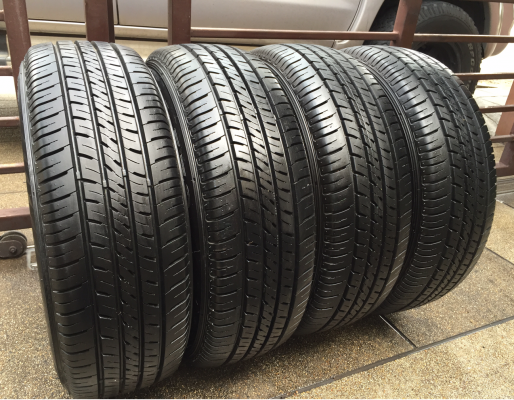 ยางถอดป้ายแดง Maxxis 215 70 15 กลางปี16 ดอกป้ายแดง เนื้อนิ่มๆ ราคาไม่แพง ยางถอดป้ายแดง Maxxis 215 70 15 กลางปี16 ดอกป้ายแดง เนื้อนิ่มๆ ราคาไม่แพง