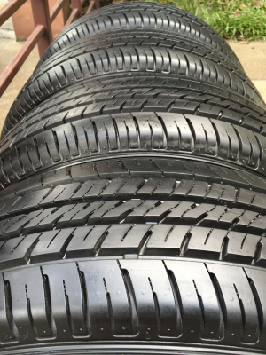 ยางถอดป้ายแดง Maxxis 215 70 15 กลางปี16 ดอกป้ายแดง เนื้อนิ่มๆ ราคาไม่แพง ยางถอดป้ายแดง Maxxis 215 70 15 กลางปี16 ดอกป้ายแดง เนื้อนิ่มๆ ราคาไม่แพง