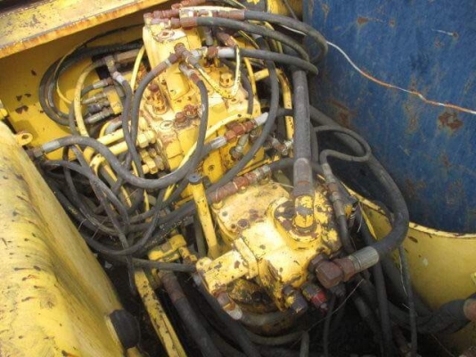 ขายรถขุด ยี่ห้อ: KOBELCO แบบ:SK100มาคร์ทรี รถเก่านอกนำเข้าจากญี่ปุ่น   มีเอกสารใบอินวอย รถไม่เคยผ่านการใช้งานในไทย100\% สนใจติดต่อ : 0999079273 กิ๊ฟ กมลชนก