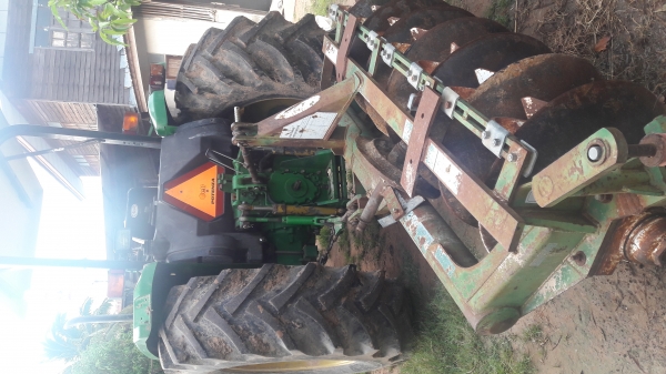 ขาย รถไถจอร์นเดียร์ รุ่น 5615 พร้อมใช้ เอกสารเป็นเล้มทะเบียน