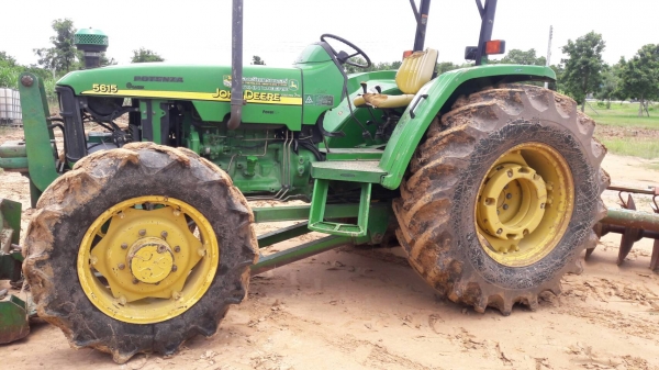 ขาย รถไถจอร์นเดียร์ รุ่น 5615 พร้อมใช้ เอกสารเป็นเล้มทะเบียน