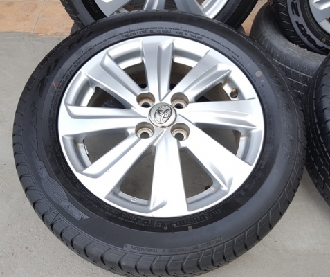 ขายล้อTOYOTA New VIOS ยางปี 16 4 ล้อ