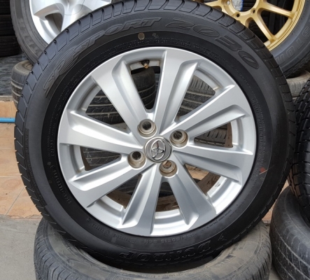 ขายล้อTOYOTA New VIOS ยางปี 16 4 ล้อ