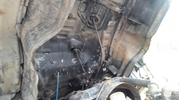 สิบล้อ2เพา ฮีโน่ FM3H195 พื้นเรียบ 2เพา ยาว6.50ม สภาพดีพร้อมใช้ ทะเบียนพร้อมโอน