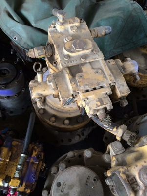 โป๊ะสวิง CAT E200B เก่านอกญี่ปุ่น ราคา 80,000 บาท โป๊ะสวิง CAT E200B เก่านอกญี่ปุ่น ราคา 80,000 บาท